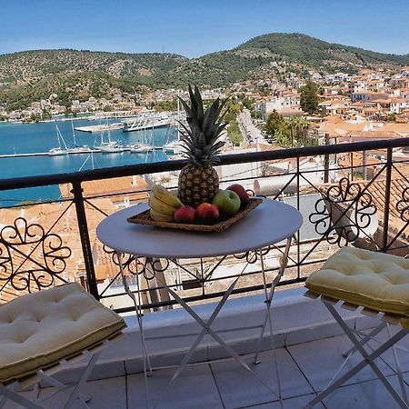 Gigi Rooms Poros Town Exteriör bild