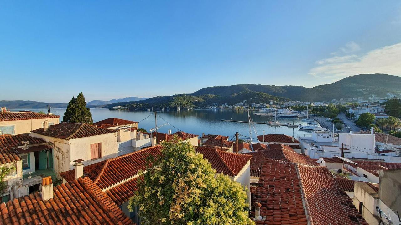 Gigi Rooms Poros Town Exteriör bild