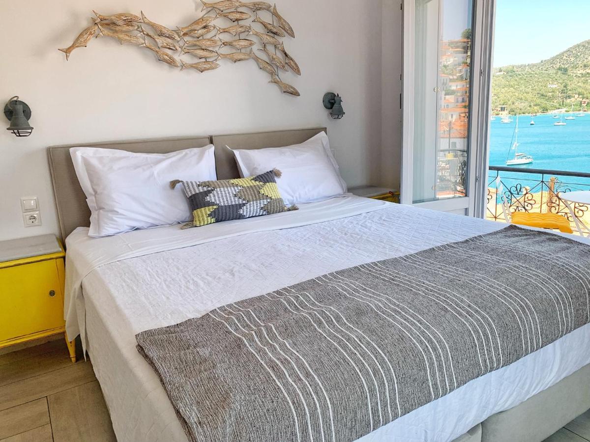 Gigi Rooms Poros Town Exteriör bild