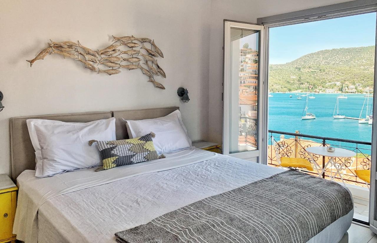 Gigi Rooms Poros Town Exteriör bild