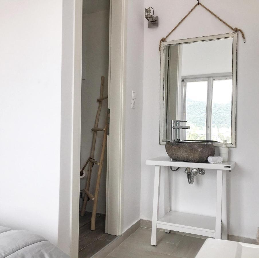 Gigi Rooms Poros Town Exteriör bild