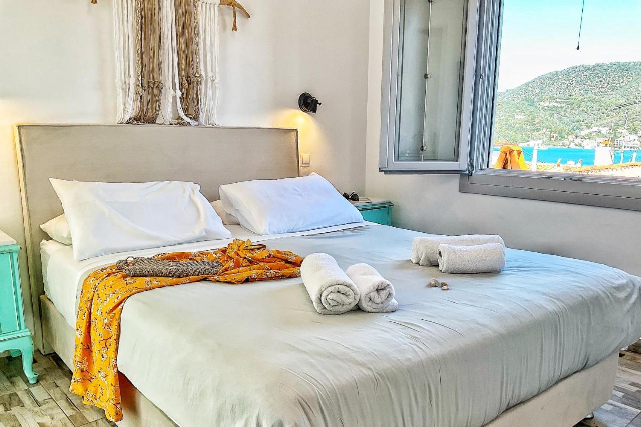 Gigi Rooms Poros Town Exteriör bild