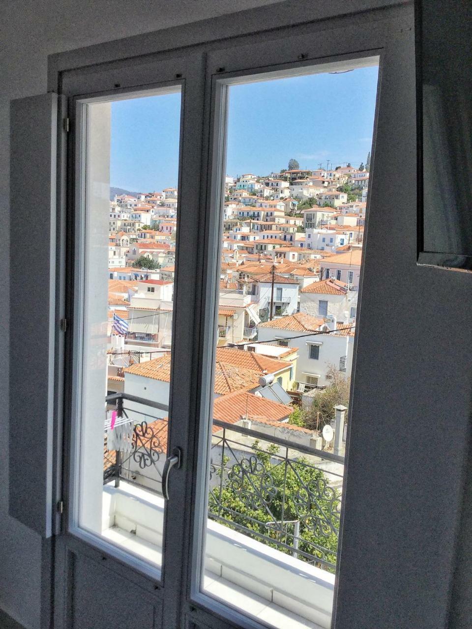 Gigi Rooms Poros Town Exteriör bild
