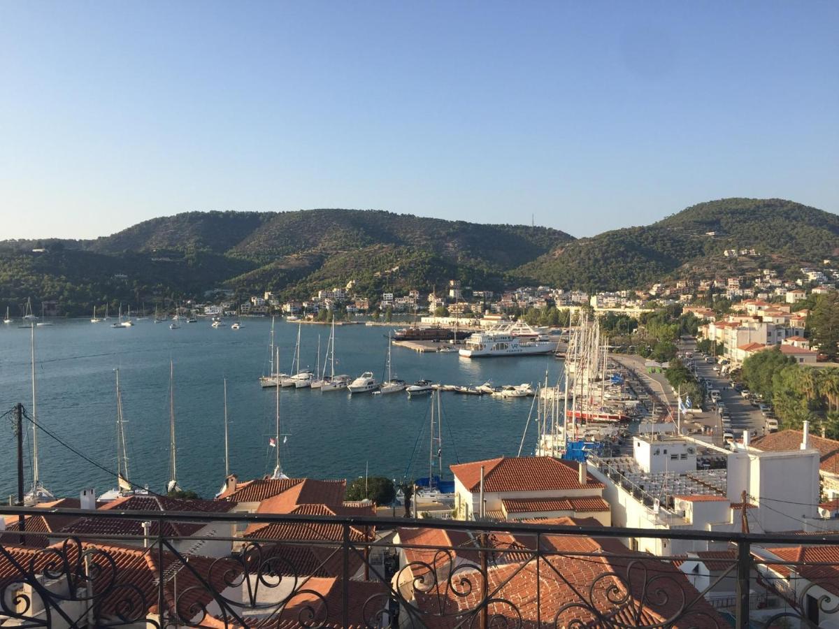 Gigi Rooms Poros Town Exteriör bild